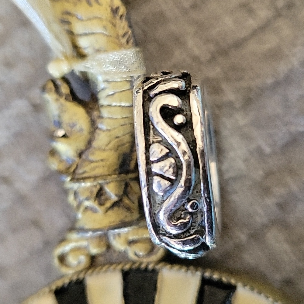 R0835 Vintage Silpada .925 Sterling Silver Square Scroll Filigree Ring Size 9 - Picture 7 of 8